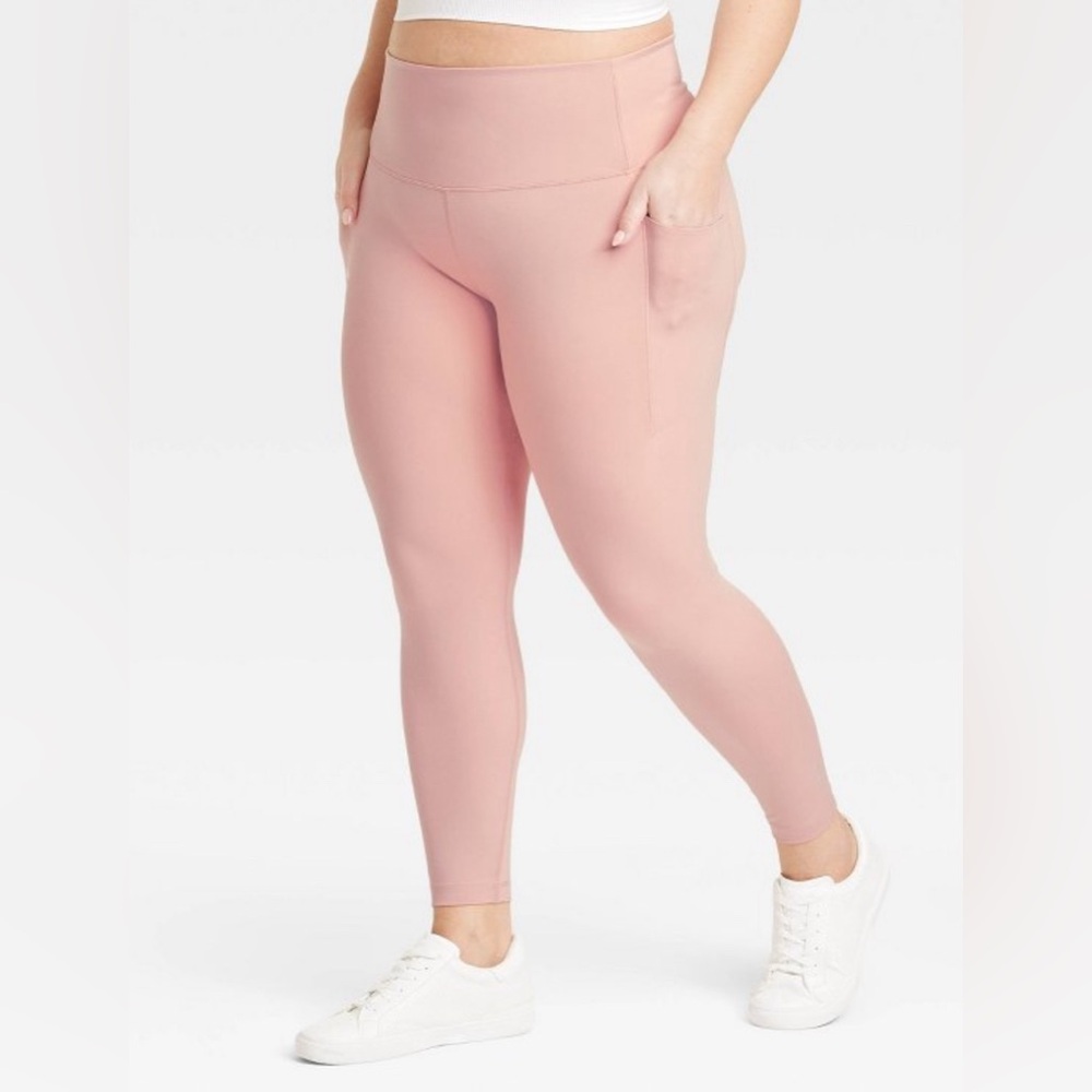 Women's All In Motion Dynamic Flex High-Rise Pocketed 7/8 Leggings